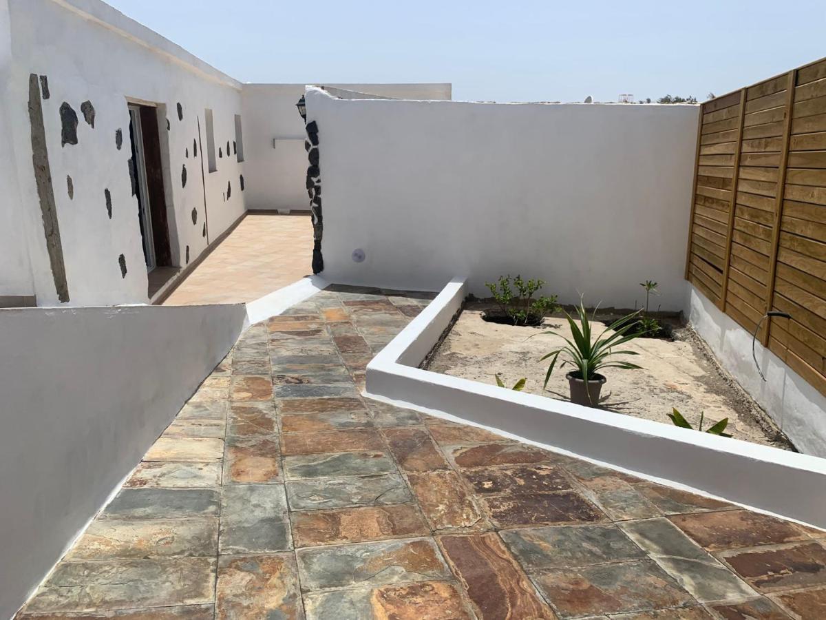 טגיסי Apartment In Famara Beach מראה חיצוני תמונה